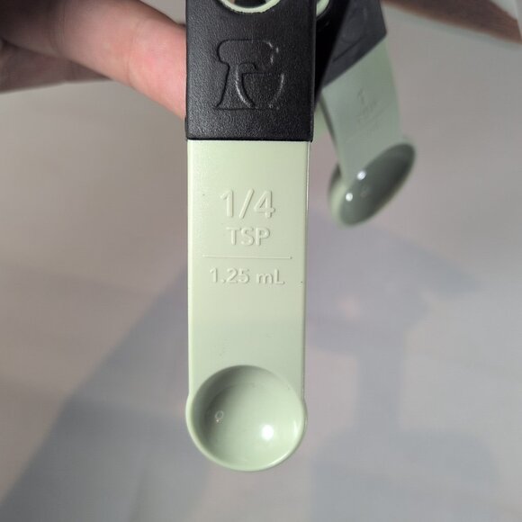 KitchenAid 5 Measuring Spoons KE057OHPICAN Green Black NEW TSP TBSP 1/4 1/2 - Picture 5 of 11